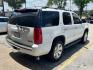 2012 Summit White GMC Yukon SLT1 2WD (1GKS1CE08CR) with an 5.3L V8 OHV 16V FFV engine, 6-Speed Automatic transmission, located at 12182 Garland Rd, Dallas, TX, 75218, (214) 521-2040, 0.000000, 0.000000 - Photo#7