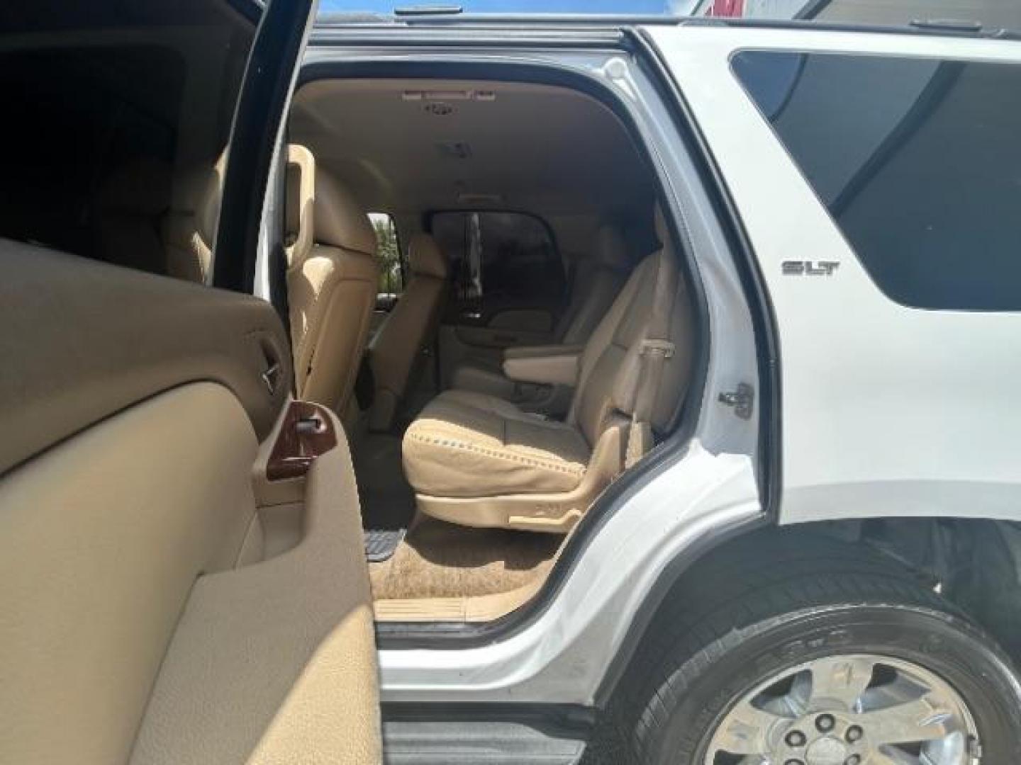 2012 Summit White GMC Yukon SLT1 2WD (1GKS1CE08CR) with an 5.3L V8 OHV 16V FFV engine, 6-Speed Automatic transmission, located at 12182 Garland Rd, Dallas, TX, 75218, (214) 521-2040, 0.000000, 0.000000 - Photo#12