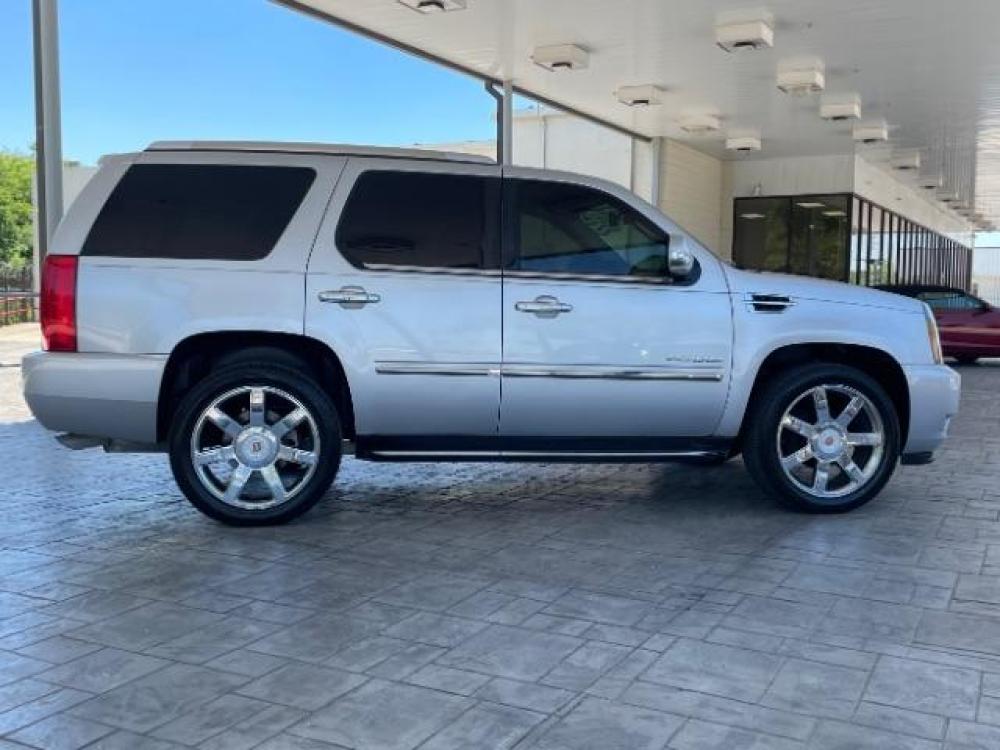2012 Radiant Silver Metal Cadillac Escalade 2WD Luxury (1GYS3BEF4CR) with an 6.2L V8 OHV 16V FFV engine, 6-Speed Automatic transmission, located at 12182 Garland Rd, Dallas, TX, 75218, (214) 521-2040, 0.000000, 0.000000 - Photo #3