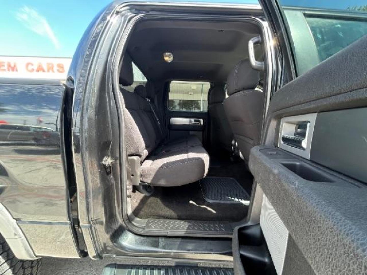 2013 BLACK Ford F-150 FX4 SuperCrew 5.5-ft (1FTFW1EF1DK) with an 5.0L V8 engine, 6-Speed Automatic transmission, located at 12182 Garland Rd, Dallas, TX, 75218, (214) 521-2040, 0.000000, 0.000000 - Photo#9