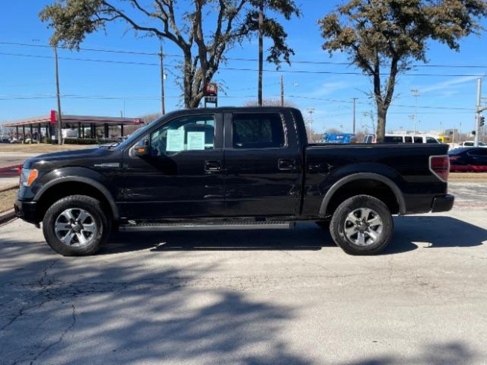 2013 BLACK Ford F-150 FX4 SuperCrew 5.5-ft (1FTFW1EF1DK) with an 5.0L V8 engine, 6-Speed Automatic transmission, located at 12182 Garland Rd, Dallas, TX, 75218, (214) 521-2040, 0.000000, 0.000000 - Photo #6