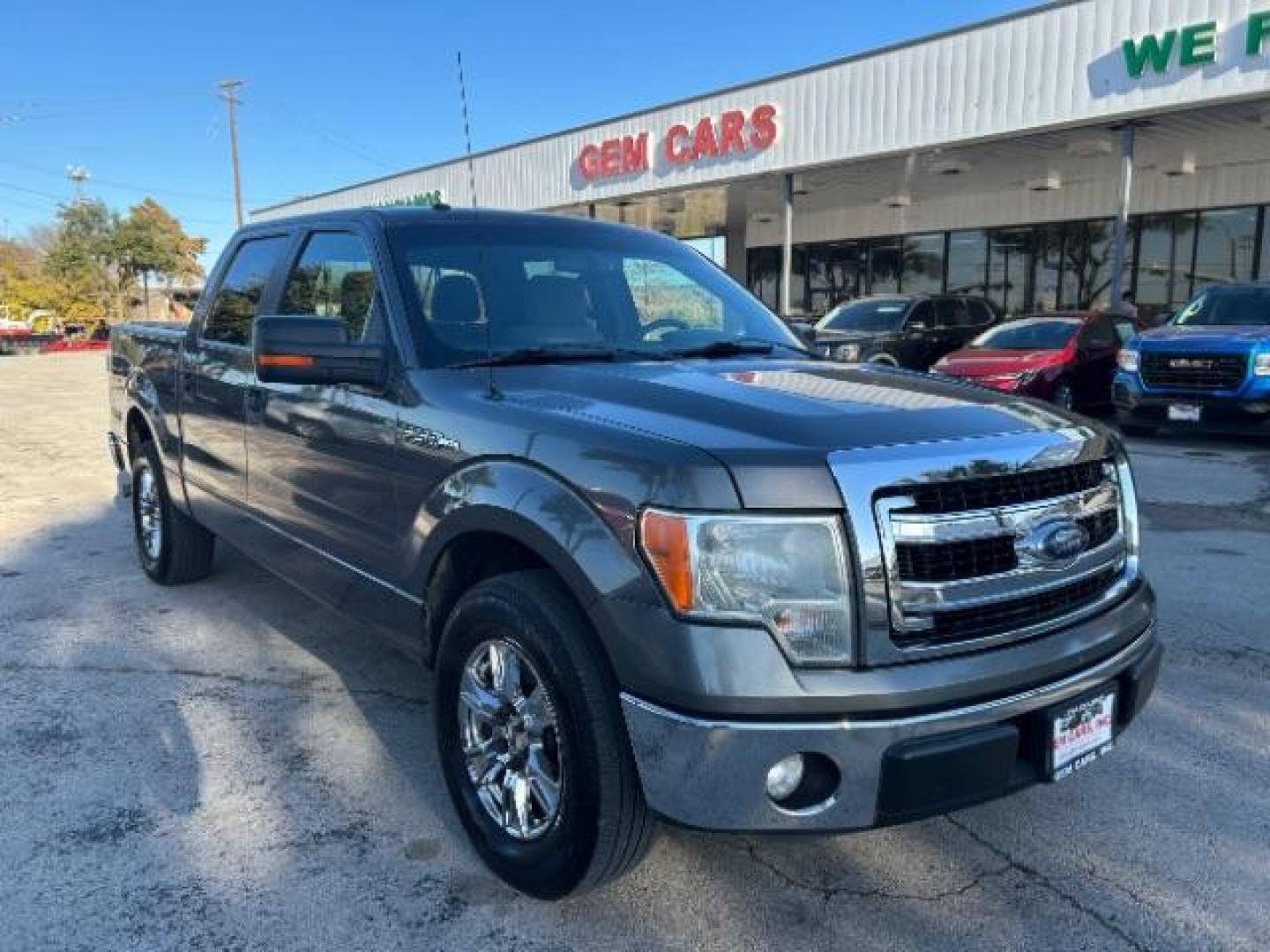 2013 GRAY Ford F-150 XLT SuperCrew 5.5-ft (1FTFW1CF9DK) with an 5.0L V8 engine, 6-Speed Automatic transmission, located at 12182 Garland Rd, Dallas, TX, 75218, (214) 521-2040, 0.000000, 0.000000 - Photo#0