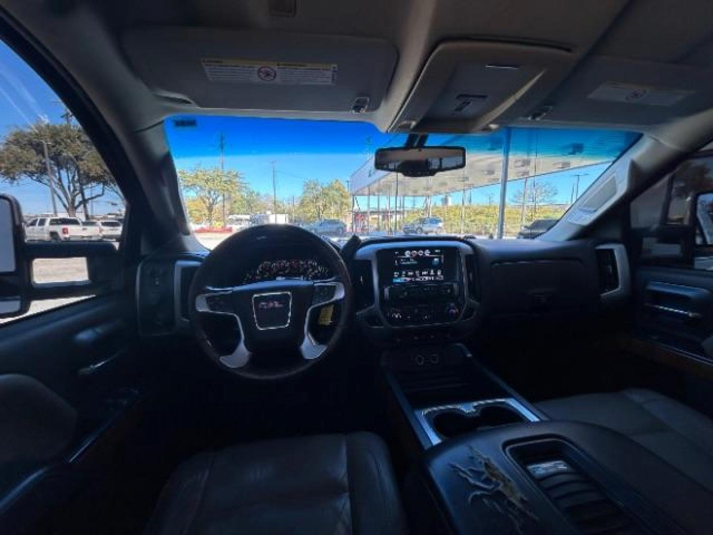 2018 Summit White GMC Sierra 3500HD SLT Crew Cab 4WD (1GT42XCG9JF) with an 6.0L V8 OHV 16V FFV engine, 6-Speed Automatic transmission, located at 12182 Garland Rd, Dallas, TX, 75218, (214) 521-2040, 0.000000, 0.000000 - Photo#11