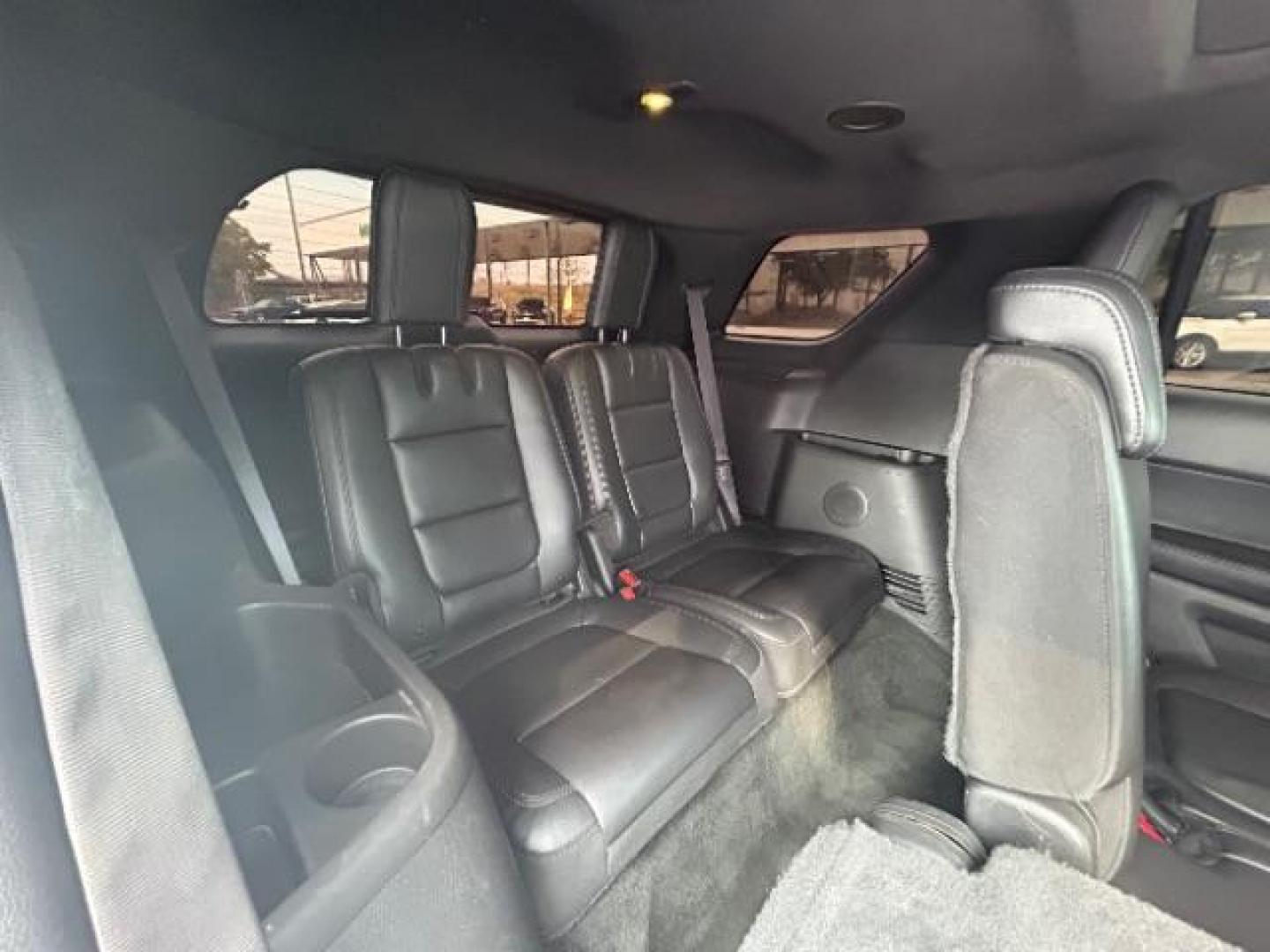 2014 White /Charcoal Black Ford Explorer XLT 4WD (1FM5K8D85EG) with an 3.5L V6 DOHC 24V engine, 6-Speed Automatic transmission, located at 12182 Garland Rd, Dallas, TX, 75218, (214) 521-2040, 0.000000, 0.000000 - Photo#11