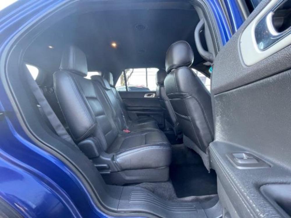 2013 Deep Impact Blue Metallic Ford Explorer XLT FWD (1FM5K7D88DG) with an 3.5L V6 DOHC 24V engine, 6-Speed Automatic transmission, located at 12182 Garland Rd, Dallas, TX, 75218, (214) 521-2040, 0.000000, 0.000000 - Photo #8