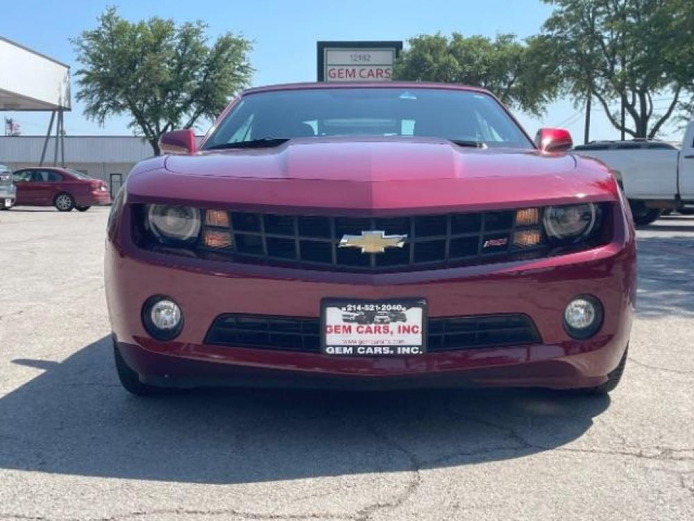 2011 Victory Red Chevrolet Camaro Convertible 2LT (2G1FG3DDXB9) with an 3.6L V6 DOHC 24V engine, 6-Speed Manual transmission, located at 12182 Garland Rd, Dallas, TX, 75218, (214) 521-2040, 0.000000, 0.000000 - Photo #6