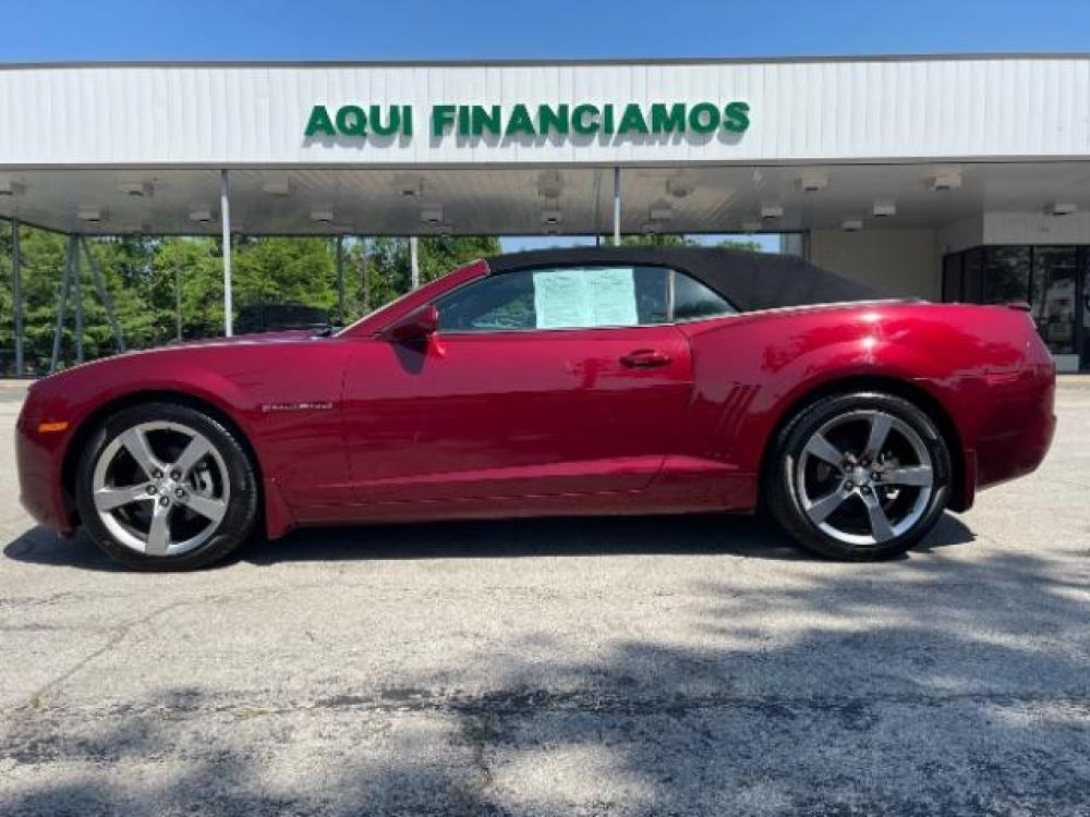 2011 Victory Red Chevrolet Camaro Convertible 2LT (2G1FG3DDXB9) with an 3.6L V6 DOHC 24V engine, 6-Speed Manual transmission, located at 12182 Garland Rd, Dallas, TX, 75218, (214) 521-2040, 0.000000, 0.000000 - Photo #4
