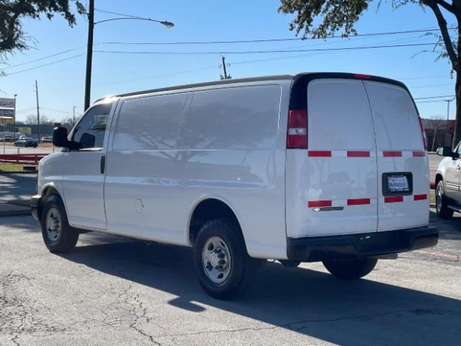 2017 Summit White Chevrolet Express 2500 Cargo (1GCWGAFF5H1) with an 4.8L V8 FFV engine, 6-Speed Automatic transmission, located at 12182 Garland Rd, Dallas, TX, 75218, (214) 521-2040, 0.000000, 0.000000 - Photo #3