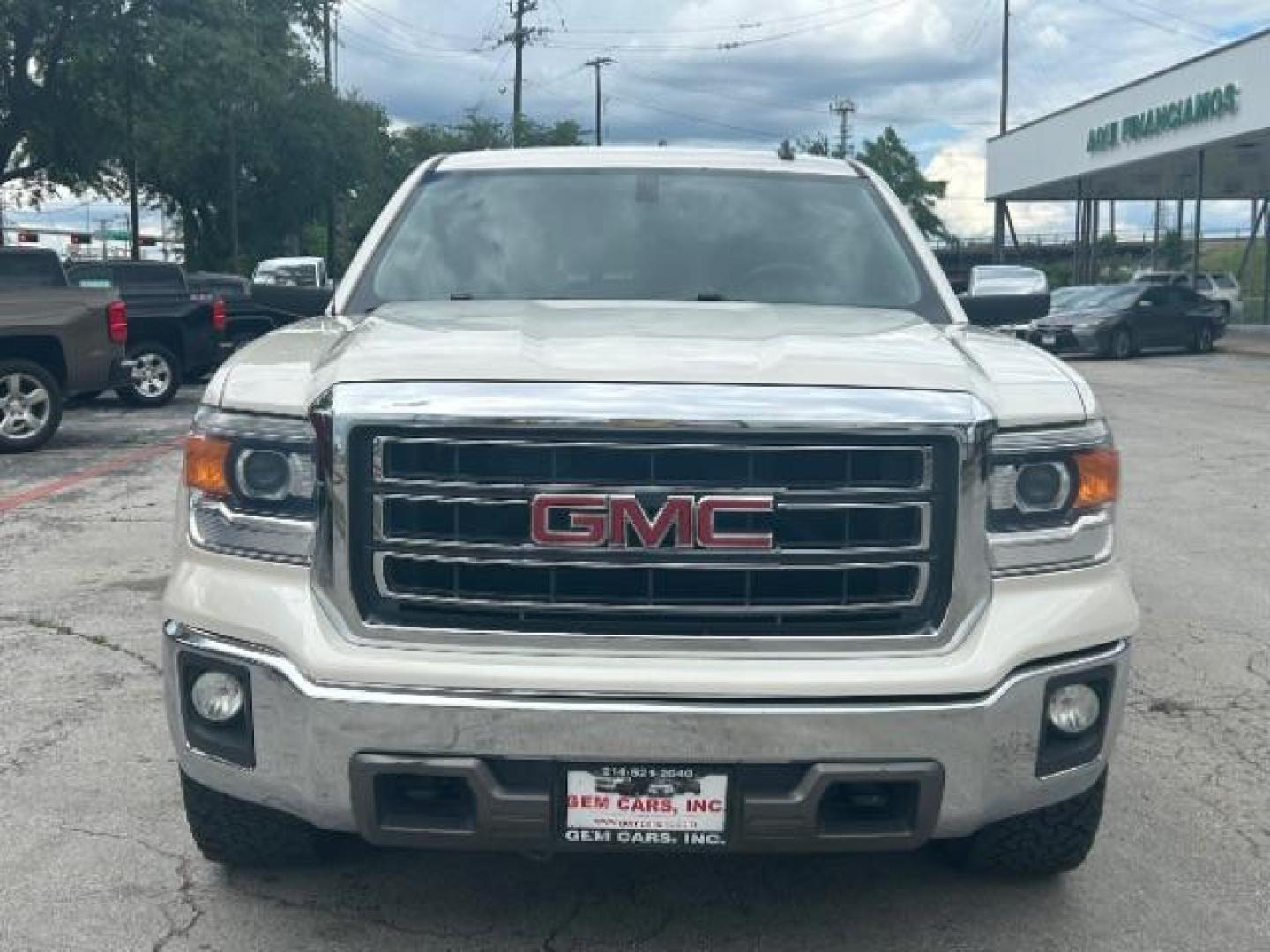 2014 Summit White GMC Sierra 1500 SLT Crew Cab 4WD (3GTU2VEC7EG) with an 5.3L V8 OHV 16V engine, 6-Speed Automatic transmission, located at 12182 Garland Rd, Dallas, TX, 75218, (214) 521-2040, 0.000000, 0.000000 - Photo#1