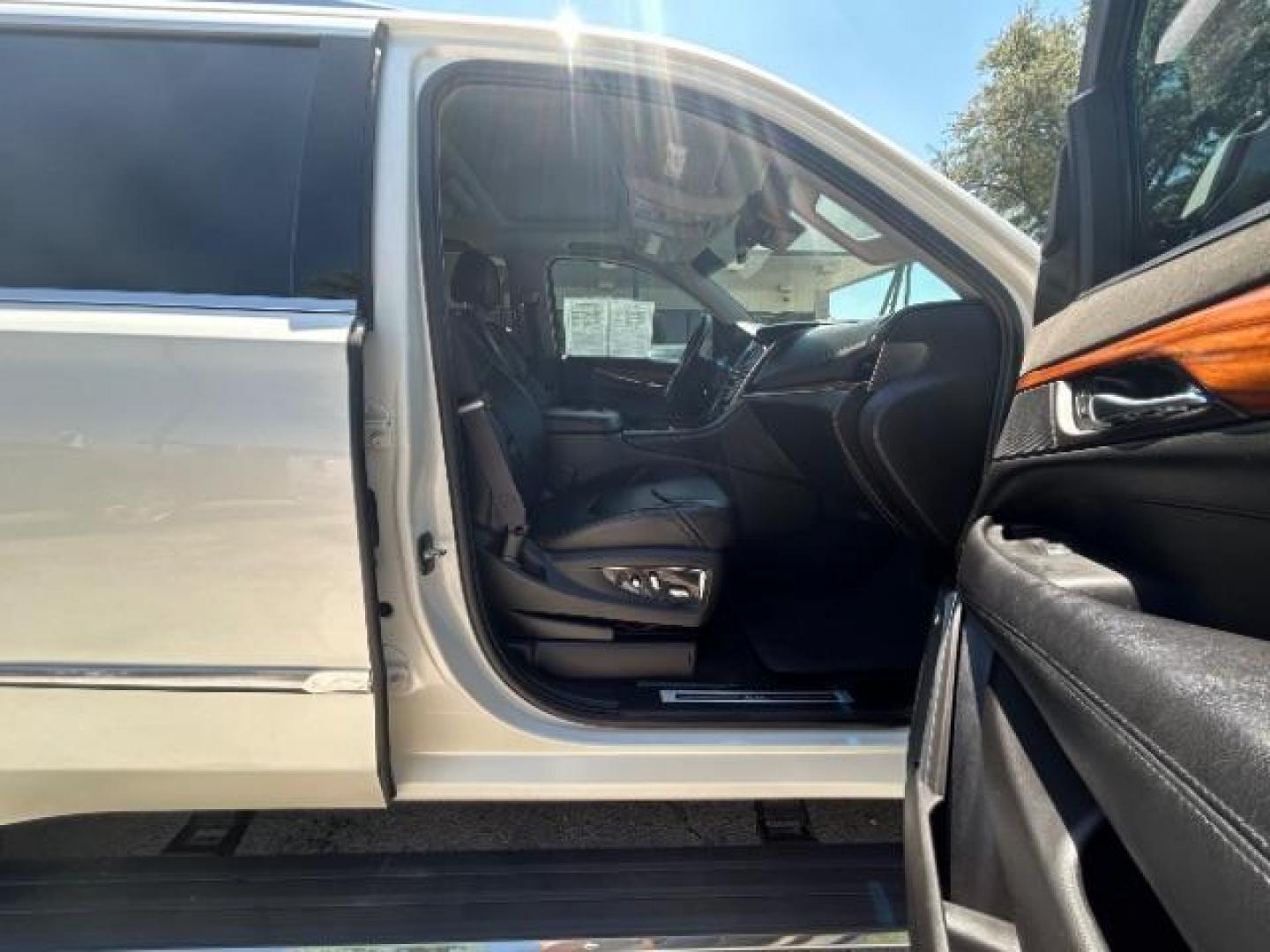 2015 White Diamond Tricoa Cadillac Escalade Premium 4WD (1GYS4CKJ9FR) with an 6.2L V8 OHV 16V FFV engine, 6-Speed Automatic transmission, located at 12182 Garland Rd, Dallas, TX, 75218, (214) 521-2040, 0.000000, 0.000000 - Photo#9