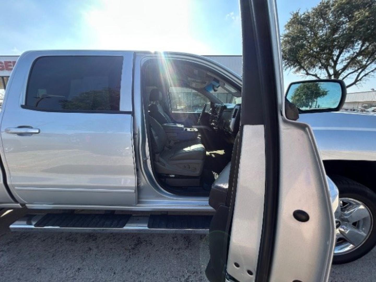 2015 Silver Chevrolet Silverado 1500 LT Crew Cab 2WD (3GCPCREC1FG) with an 5.3L V8 OHV 16V engine, 6-Speed Automatic transmission, located at 12182 Garland Rd, Dallas, TX, 75218, (214) 521-2040, 0.000000, 0.000000- Photo#8