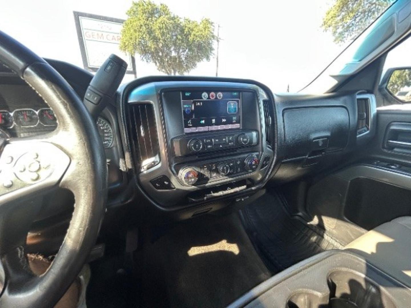 2015 Silver Chevrolet Silverado 1500 LT Crew Cab 2WD (3GCPCREC1FG) with an 5.3L V8 OHV 16V engine, 6-Speed Automatic transmission, located at 12182 Garland Rd, Dallas, TX, 75218, (214) 521-2040, 0.000000, 0.000000- Photo#14
