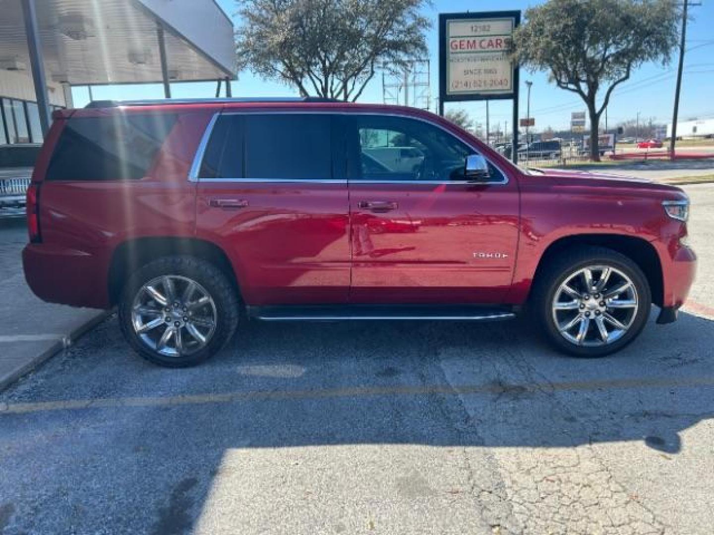 2015 Red Chevrolet Tahoe LTZ 2WD (1GNSCCKC7FR) with an 5.3L V8 OHV 16V engine, 6-Speed Automatic transmission, located at 12182 Garland Rd, Dallas, TX, 75218, (214) 521-2040, 0.000000, 0.000000 - Photo#10
