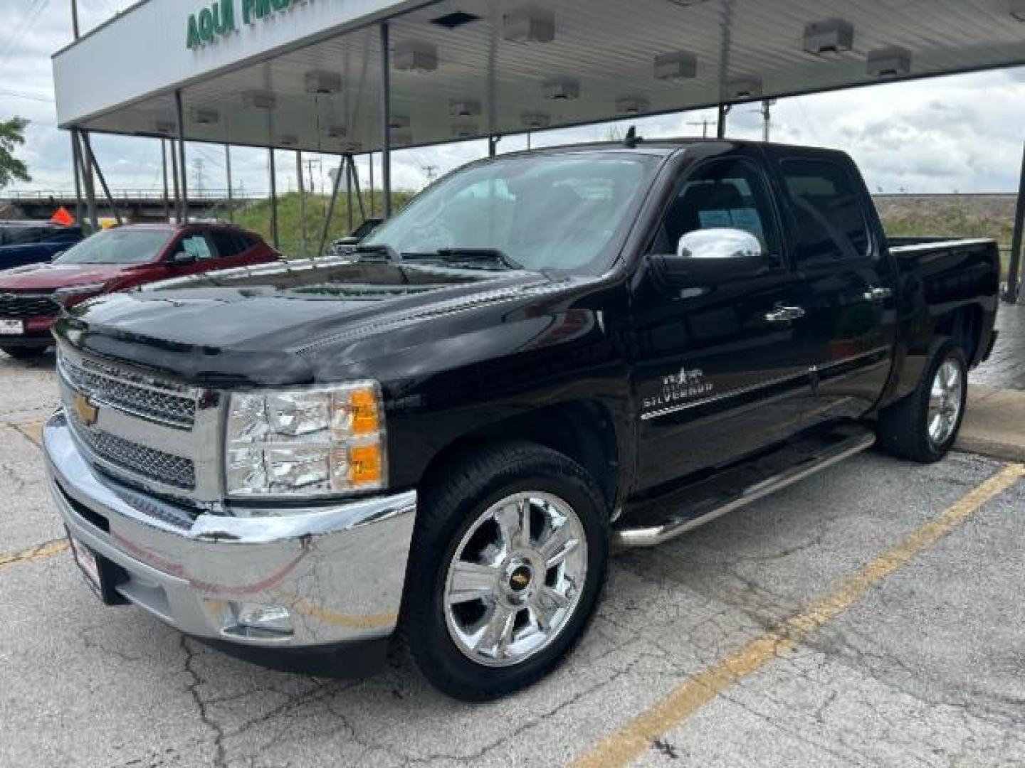 2012 Black Chevrolet Silverado 1500 LT Crew Cab 2WD (3GCPCSE07CG) with an 5.3L V8 OHV 16V FFV engine, 6-Speed Automatic transmission, located at 12182 Garland Rd, Dallas, TX, 75218, (214) 521-2040, 0.000000, 0.000000 - Photo#2