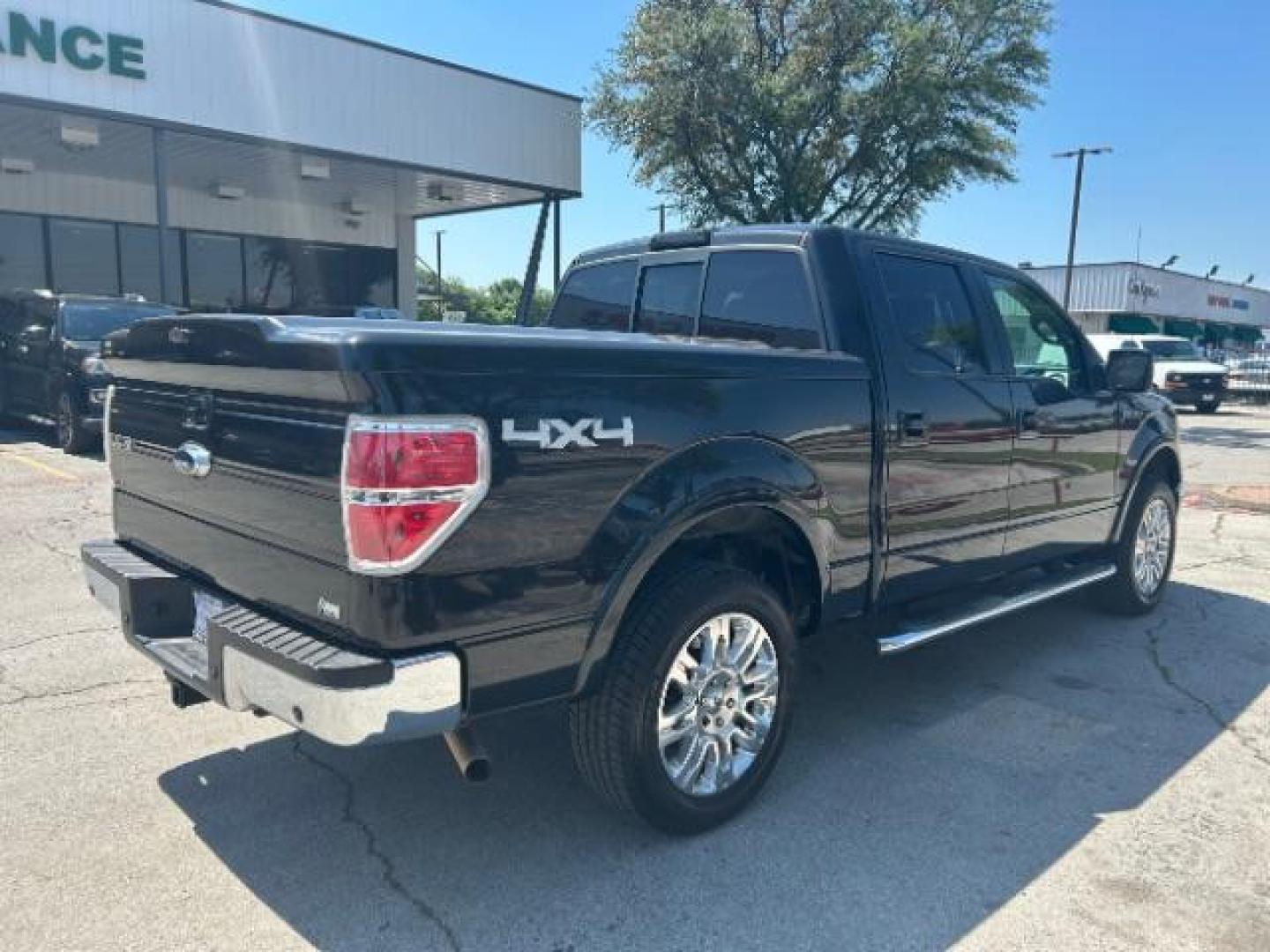2010 Tuxedo Black Ford F-150 Lariat SuperCrew 5.5 (1FTFW1EV3AF) with an 5.4L V8 SOHC 24V FFV engine, located at 12182 Garland Rd, Dallas, TX, 75218, (214) 521-2040, 0.000000, 0.000000 - Photo#6