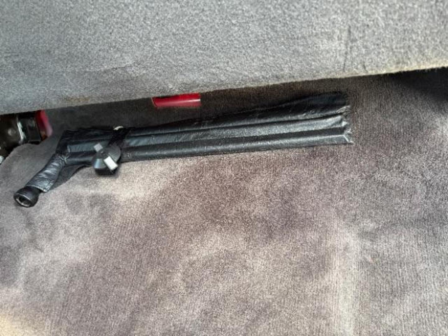 2013 Victory Red /Ebony Cloth Interior Chevrolet Silverado 1500 LT Ext. Cab 4WD (1GCRKSE78DZ) with an 5.3L V8 OHV 16V FFV engine, Automatic transmission, located at 12182 Garland Rd, Dallas, TX, 75218, (214) 521-2040, 0.000000, 0.000000 - Photo#16