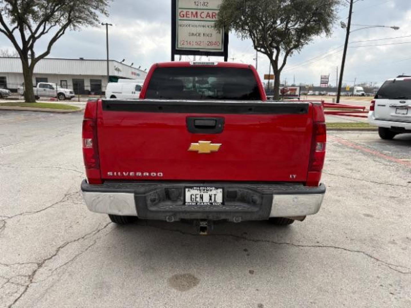 2013 Victory Red /Ebony Cloth Interior Chevrolet Silverado 1500 LT Ext. Cab 4WD (1GCRKSE78DZ) with an 5.3L V8 OHV 16V FFV engine, Automatic transmission, located at 12182 Garland Rd, Dallas, TX, 75218, (214) 521-2040, 0.000000, 0.000000 - Photo#18