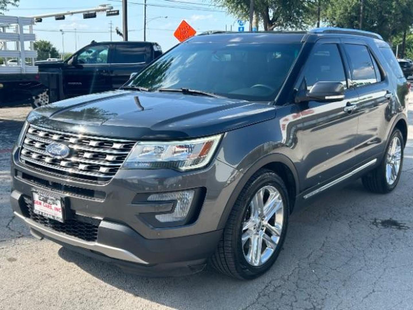 2017 Ingot Silver Metalli Ford Explorer Limited FWD (1FM5K7FH3HG) with an 2.3L L4 DOHC 16V engine, 6-Speed Automatic transmission, located at 12182 Garland Rd, Dallas, TX, 75218, (214) 521-2040, 0.000000, 0.000000 - Photo#2