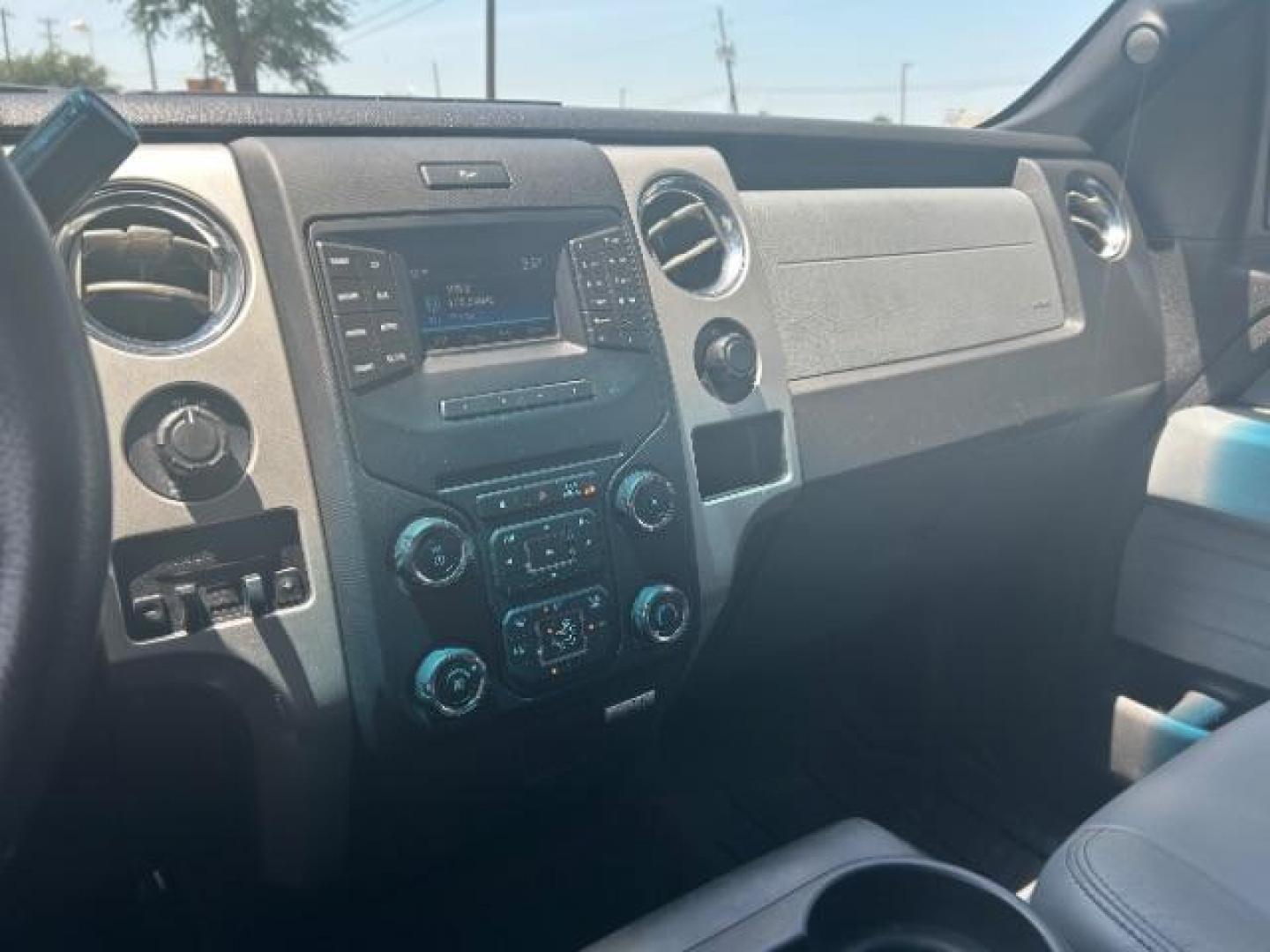 2014 Ingot Silver Metalli Ford F-150 XLT SuperCrew 5.5-ft (1FTFW1CTXEK) with an 3.5L V6 TURBO engine, 6-Speed Automatic transmission, located at 12182 Garland Rd, Dallas, TX, 75218, (214) 521-2040, 0.000000, 0.000000 - Photo#13
