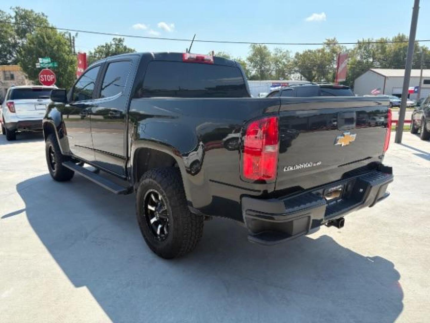 2019 Black Chevrolet Colorado Work Truck Crew Cab (1GCGSBEN6K1) with an 3.6L V6 DOHC 24V GAS engine, 6-Speed Automatic transmission, located at 12182 Garland Rd, Dallas, TX, 75218, (214) 521-2040, 0.000000, 0.000000 - Photo#2
