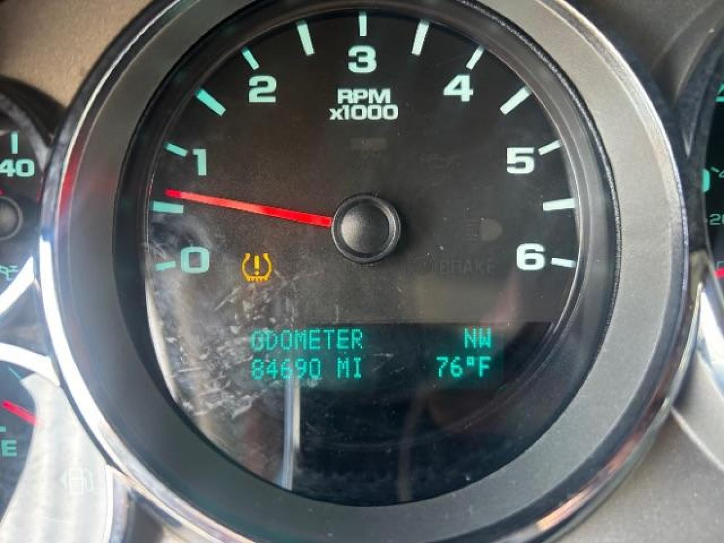 2013 Silver /Ebony Cloth Interior Chevrolet Silverado 1500 LT Crew Cab 2WD (3GCPCSE0XDG) with an 5.3L V8 OHV 16V FFV engine, 6-Speed Automatic transmission, located at 12182 Garland Rd, Dallas, TX, 75218, (214) 521-2040, 0.000000, 0.000000 - Photo#14