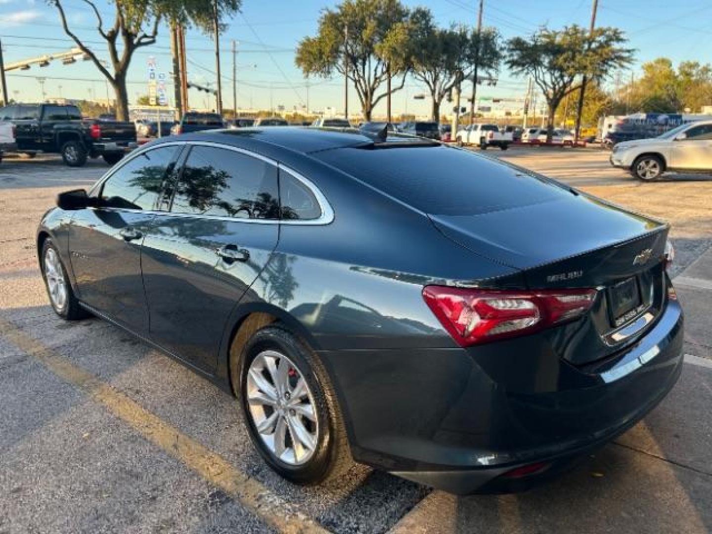 2020 Dark Blue Chevrolet Malibu LT (1G1ZD5ST7LF) with an 1.5L L4 DOHC 16V engine, 6-Speed Automatic transmission, located at 12182 Garland Rd, Dallas, TX, 75218, (214) 521-2040, 0.000000, 0.000000 - Photo#3