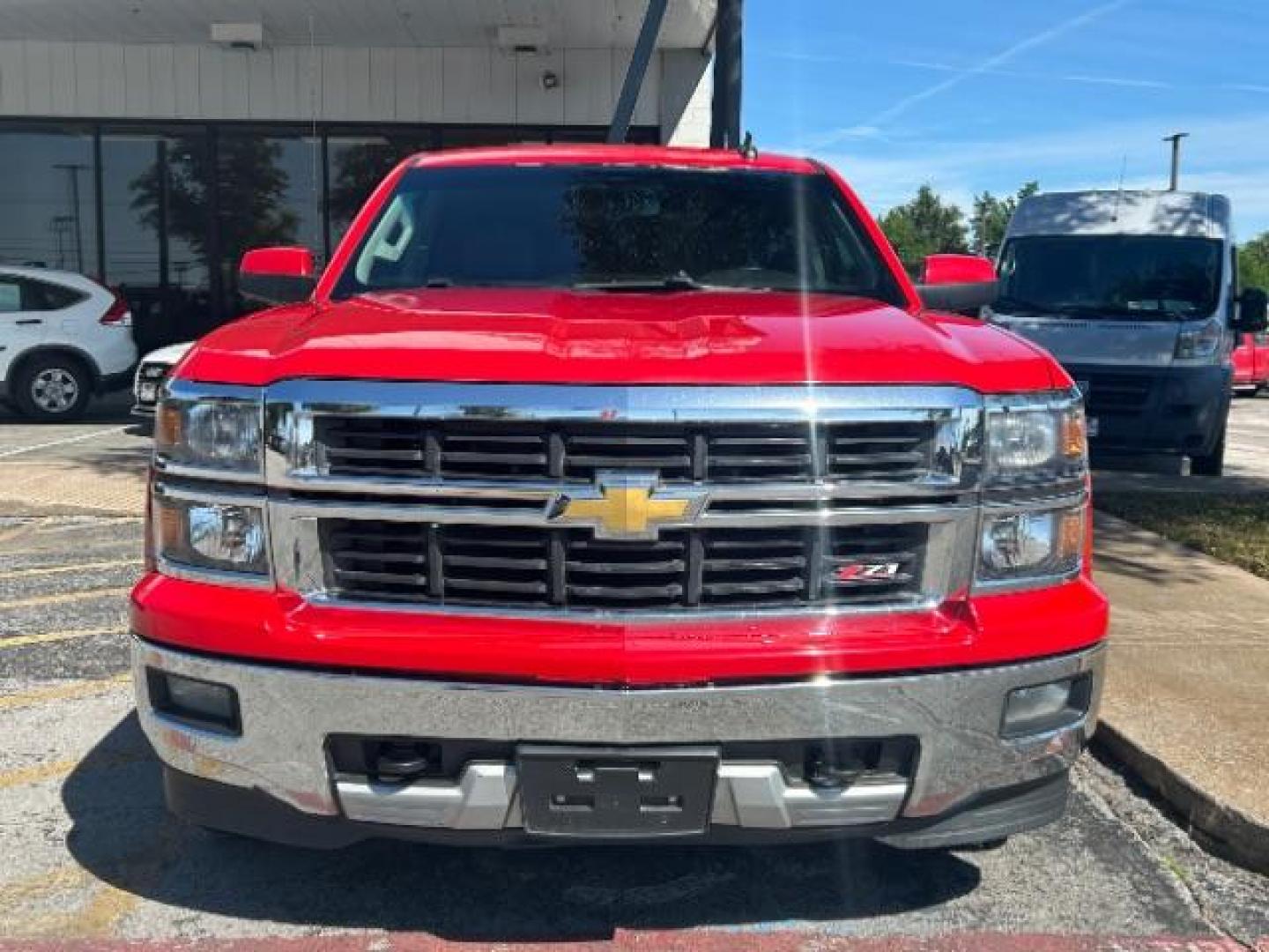 2015 Red Chevrolet Silverado CREW CAB PICKUP 4-DR (3GCUKREC3FG) with an 5.3 engine, Automatic transmission, located at 12182 Garland Rd, Dallas, TX, 75218, (214) 521-2040, 0.000000, 0.000000 - Photo#1