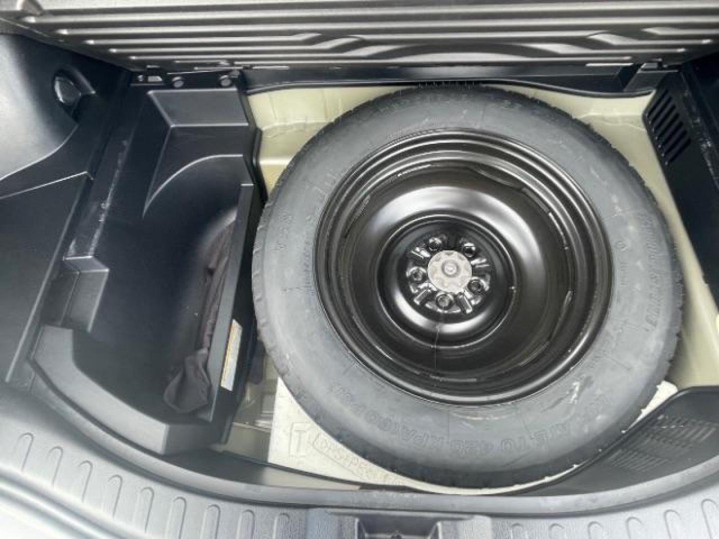2015 Magnetic Gray Metallic Toyota RAV4 XLE (2T3WFREV8FW) with an 2.5L I-4 DOHC engine, located at 12182 Garland Rd, Dallas, TX, 75218, (214) 521-2040, 0.000000, 0.000000 - Photo#15