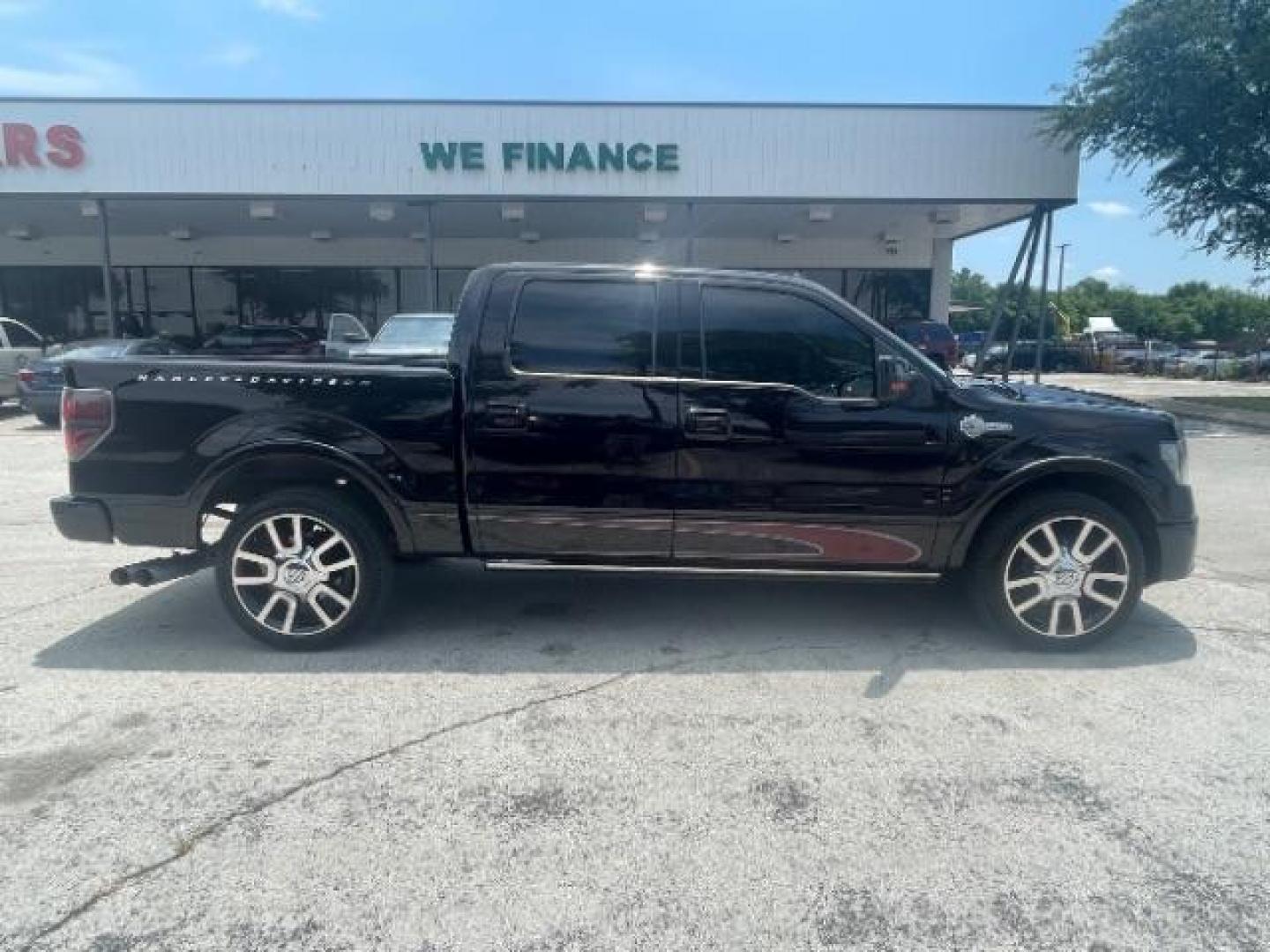 2010 Lava Metallic /Black and Red Leather Bucket Seats Ford F-150 Harley-Davidson (1FTEW1CV0AF) with an Triton 5.4L V-8 variable valve control engine, Automatic transmission, located at 12182 Garland Rd, Dallas, TX, 75218, (214) 521-2040, 0.000000, 0.000000 - Photo#8