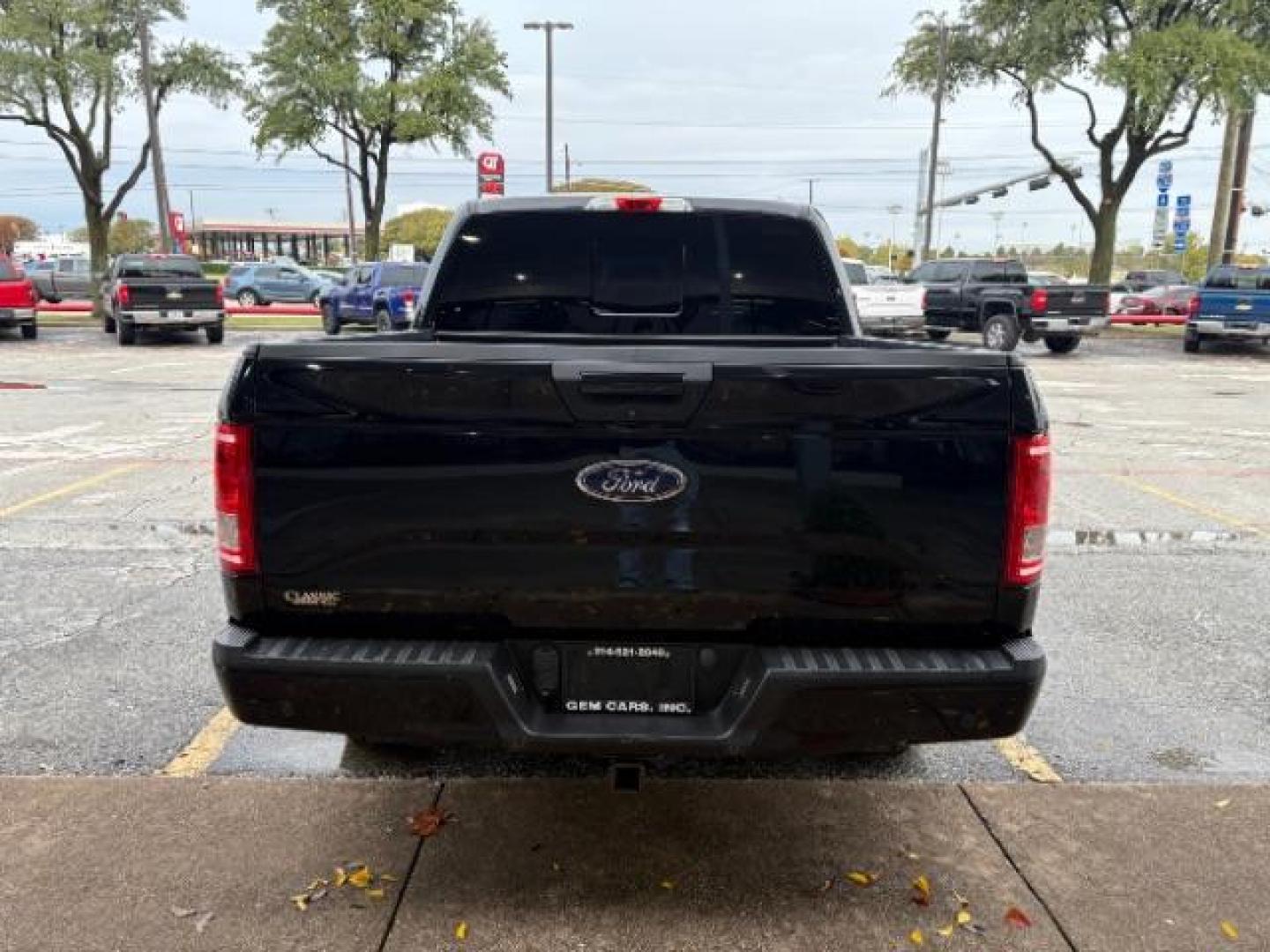 2016 Shadow Black /Black Ford F-150 XLT (1FTEW1CF4GK) with an 5.0 V8 DOHC 32V engine, Automatic transmission, located at 12182 Garland Rd, Dallas, TX, 75218, (214) 521-2040, 0.000000, 0.000000 - Photo#5