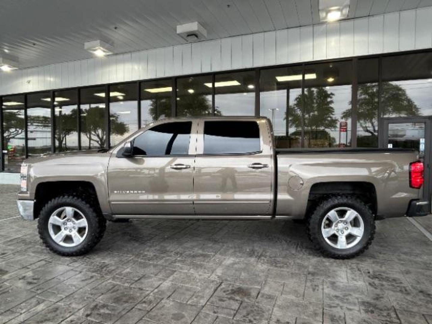 2015 Slate Gray Metallic /Dark Ash/Jet Black Chevrolet Silverado 1500 1LT (3GCPCREC5FG) with an EcoTec3 5.3L V-8 gasoline direct injection engine, located at 12182 Garland Rd, Dallas, TX, 75218, (214) 521-2040, 0.000000, 0.000000 - Photo#5