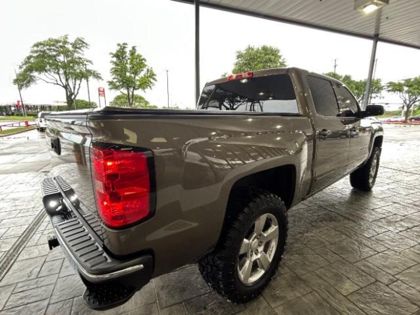 2015 Slate Gray Metallic /Dark Ash/Jet Black Chevrolet Silverado 1500 1LT (3GCPCREC5FG) with an EcoTec3 5.3L V-8 gasoline direct injection engine, located at 12182 Garland Rd, Dallas, TX, 75218, (214) 521-2040, 0.000000, 0.000000 - Photo#7