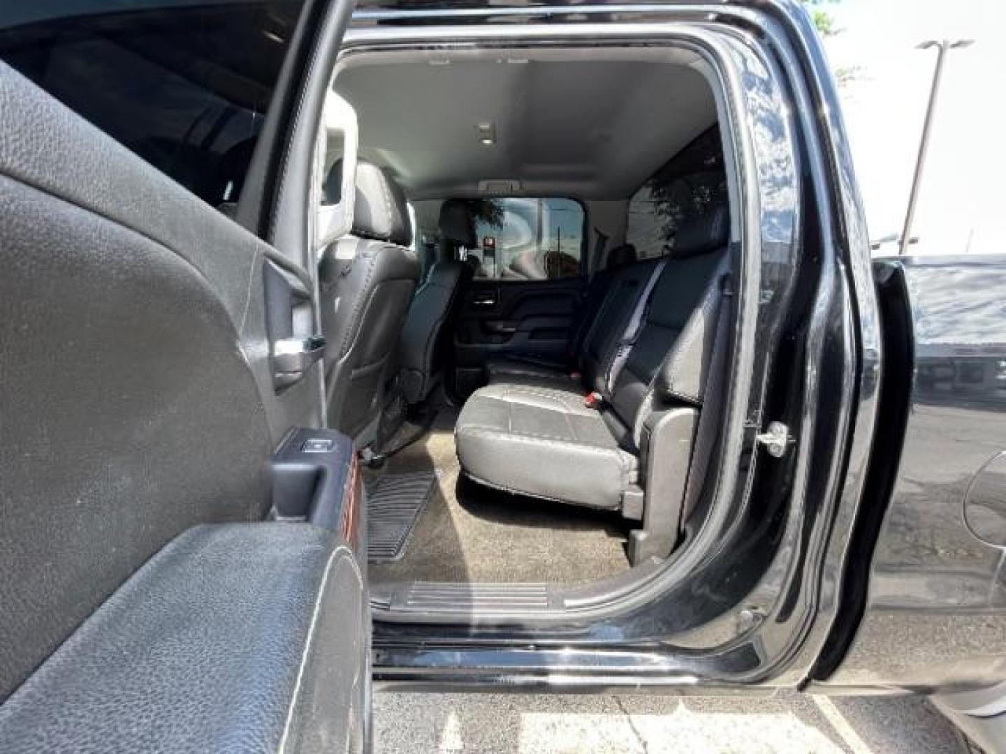 2015 Onyx Black GMC Sierra 1500 SLE (3GTP1UEC1FG) with an EcoTec3 4.3L V-6 gasoline direct injection engine, located at 12182 Garland Rd, Dallas, TX, 75218, (214) 521-2040, 0.000000, 0.000000 - Photo#9