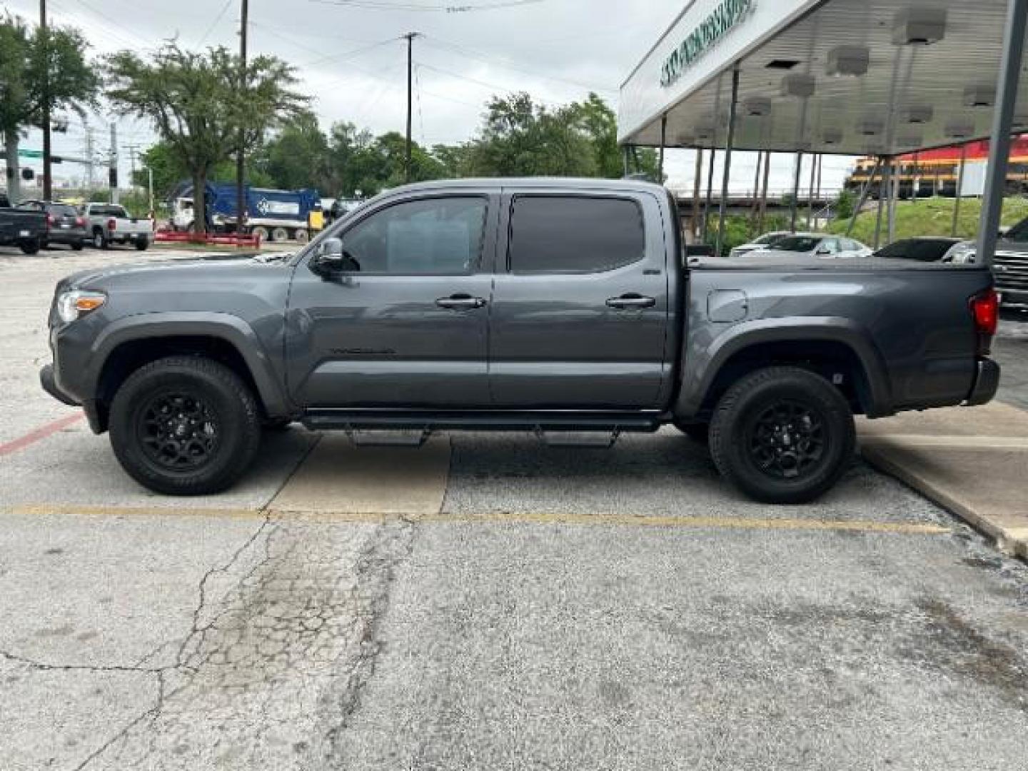 2022 Lunar Rock Toyota Tacoma SR5 V6 | TRD Sport | TRD Off Road (3TMAZ5CN4NM) with an 3.5L V-6 port/direct injection engine, located at 12182 Garland Rd, Dallas, TX, 75218, (214) 521-2040, 0.000000, 0.000000 - Photo#3