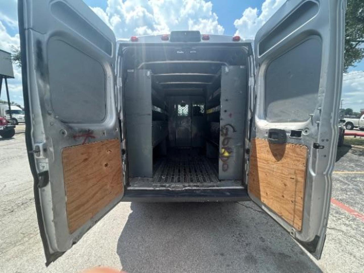 2018 Bright Silver Metallic Clearcoat /Black Ram ProMaster 2500 Cargo Van High Roof 136 WB (3C6TRVCG5JE) with an Pentastar 3.6L V-6 DOHC engine, Automatic transmission, located at 12182 Garland Rd, Dallas, TX, 75218, (214) 521-2040, 0.000000, 0.000000 - Photo#6