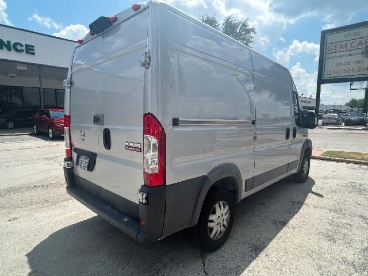 2018 Bright Silver Metallic Clearcoat /Black Ram ProMaster 2500 Cargo Van High Roof 136 WB (3C6TRVCG5JE) with an Pentastar 3.6L V-6 DOHC engine, Automatic transmission, located at 12182 Garland Rd, Dallas, TX, 75218, (214) 521-2040, 0.000000, 0.000000 - Photo#7