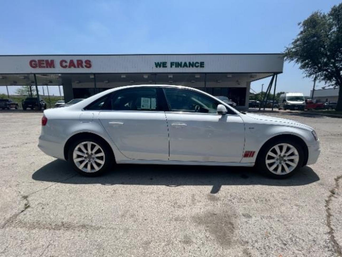 2015 Ibis White /Black Leather Seats Audi A4 2.0T Premium (WAUBFAFLXFN) with an 2L I-4 gasoline direct injection engine, Automatic transmission, located at 12182 Garland Rd, Dallas, TX, 75218, (214) 521-2040, 0.000000, 0.000000 - Photo#25