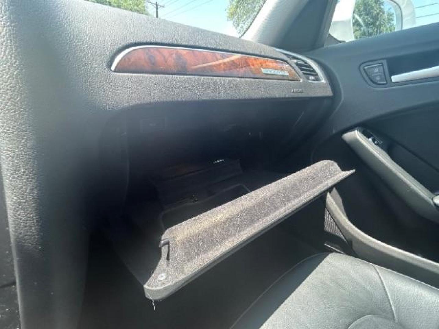 2015 Ibis White /Black Leather Seats Audi A4 2.0T Premium (WAUBFAFLXFN) with an 2L I-4 gasoline direct injection engine, Automatic transmission, located at 12182 Garland Rd, Dallas, TX, 75218, (214) 521-2040, 0.000000, 0.000000 - Photo#34