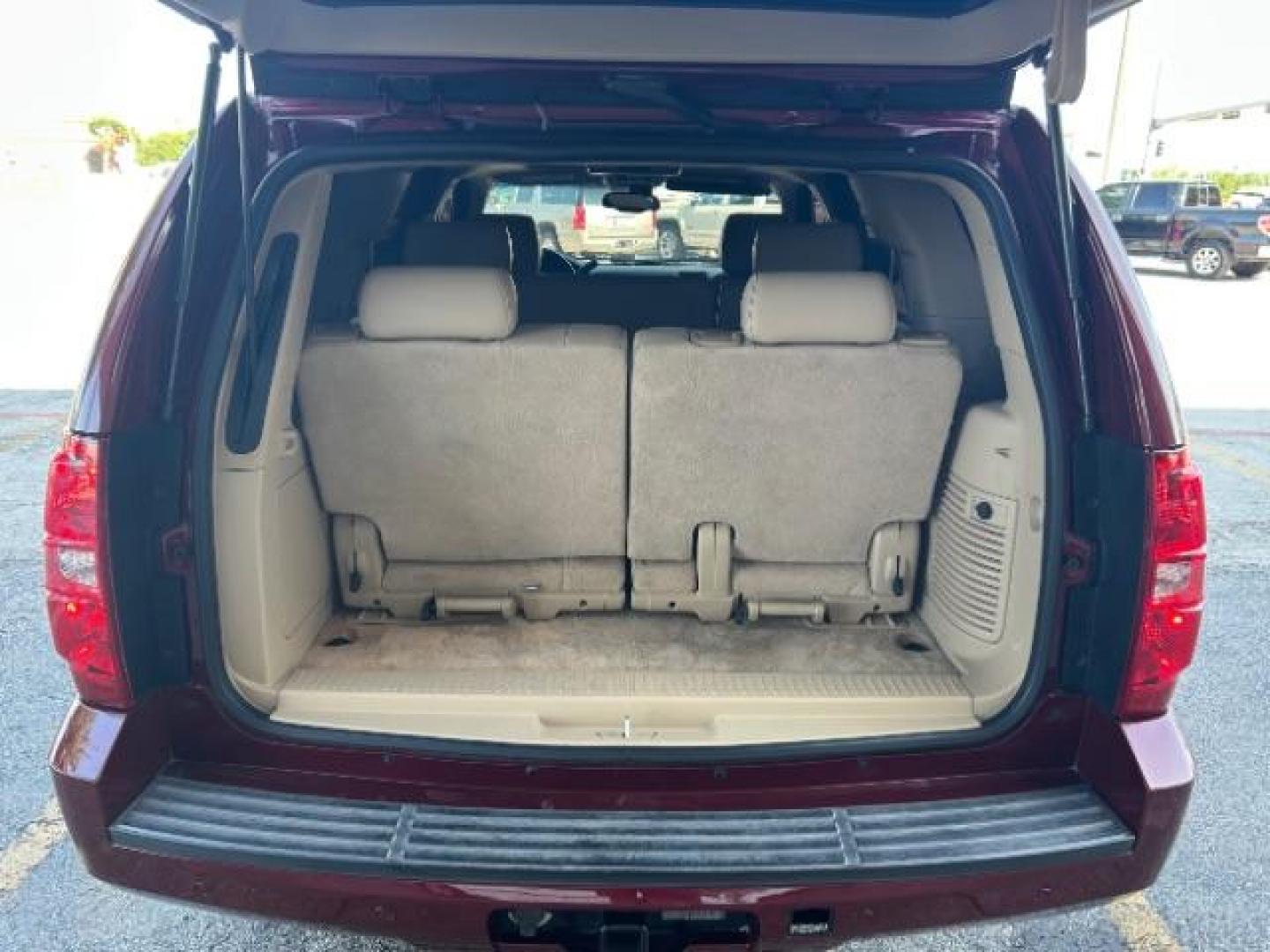 2008 Deep Ruby Metallic /Ebony Chevrolet Tahoe LTZ (1GNFC13068R) with an Vortec 5.3L V-8 regular unleaded engine, Automatic transmission, located at 12182 Garland Rd, Dallas, TX, 75218, (214) 521-2040, 0.000000, 0.000000 - Photo#6