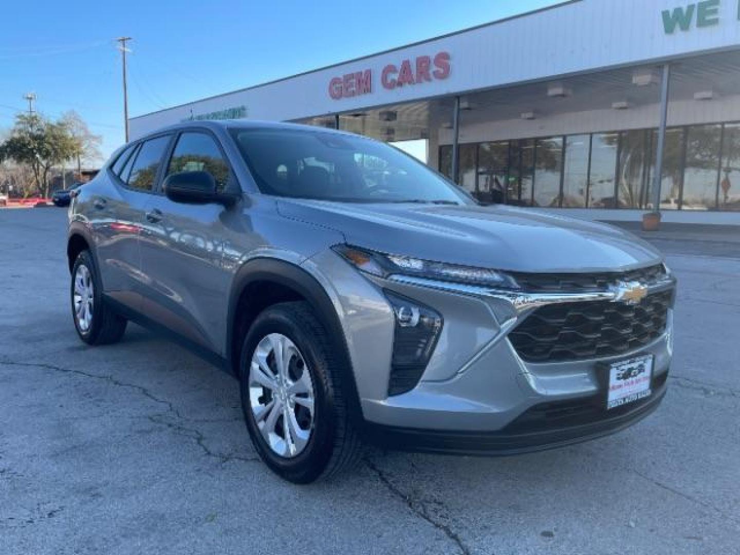 2024 Sterling Gray Metallic Chevrolet Trax LS (KL77LFE2XRC) with an 1.2L L3 TURBO engine, 6-Speed Automatic transmission, located at 12182 Garland Rd, Dallas, TX, 75218, (214) 521-2040, 0.000000, 0.000000 - Photo#0
