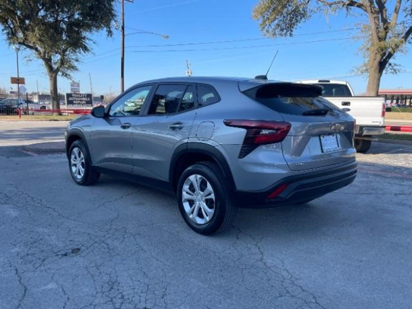 2024 Sterling Gray Metallic Chevrolet Trax LS (KL77LFE2XRC) with an 1.2L L3 TURBO engine, 6-Speed Automatic transmission, located at 12182 Garland Rd, Dallas, TX, 75218, (214) 521-2040, 0.000000, 0.000000 - Photo#2