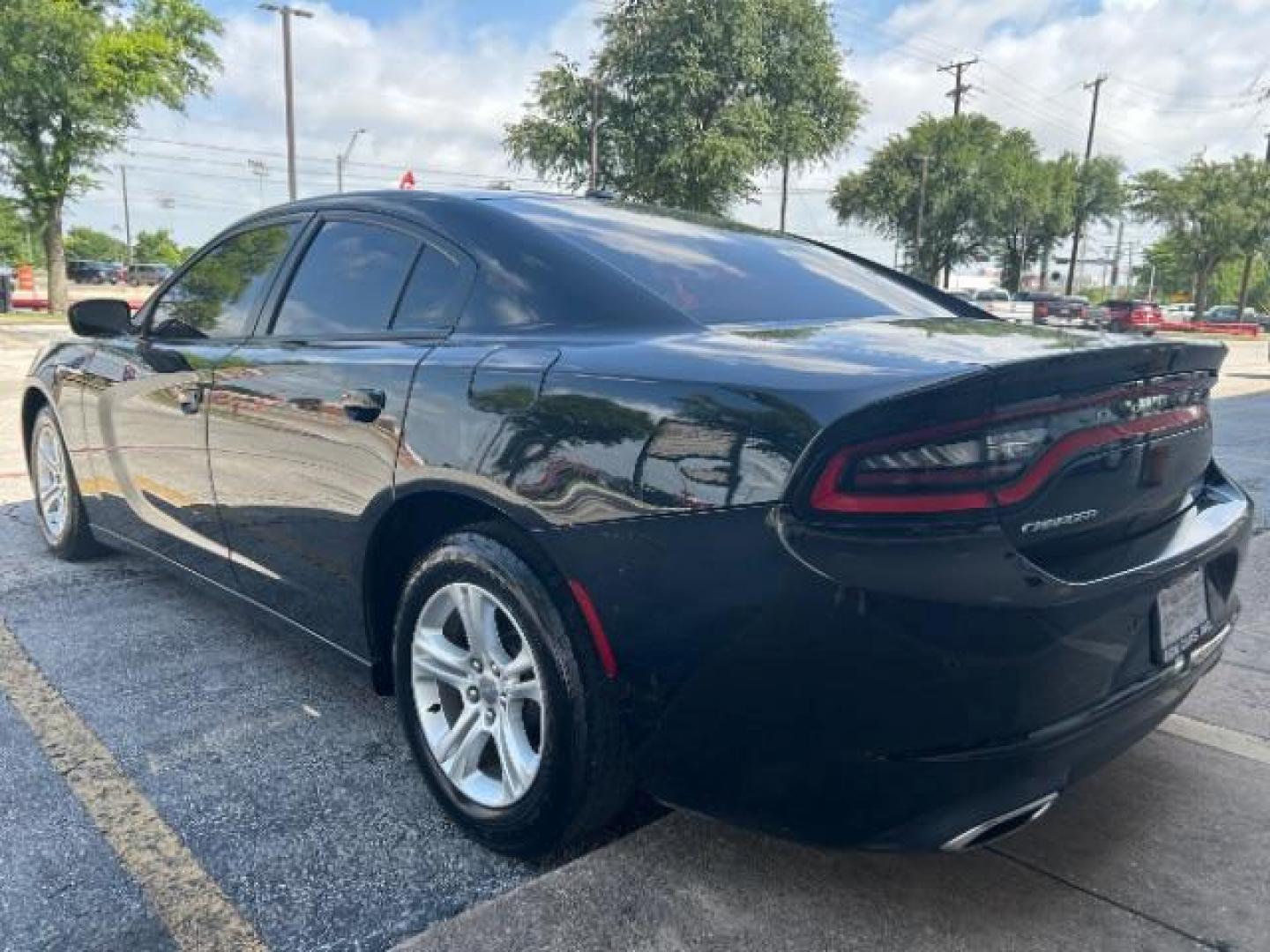 2019 Pitch Black Clearcoat Dodge Charger SXT RWD (2C3CDXBG8KH) with an Pentastar 3.6L V-6 DOHC engine, located at 12182 Garland Rd, Dallas, TX, 75218, (214) 521-2040, 0.000000, 0.000000 - Photo#4