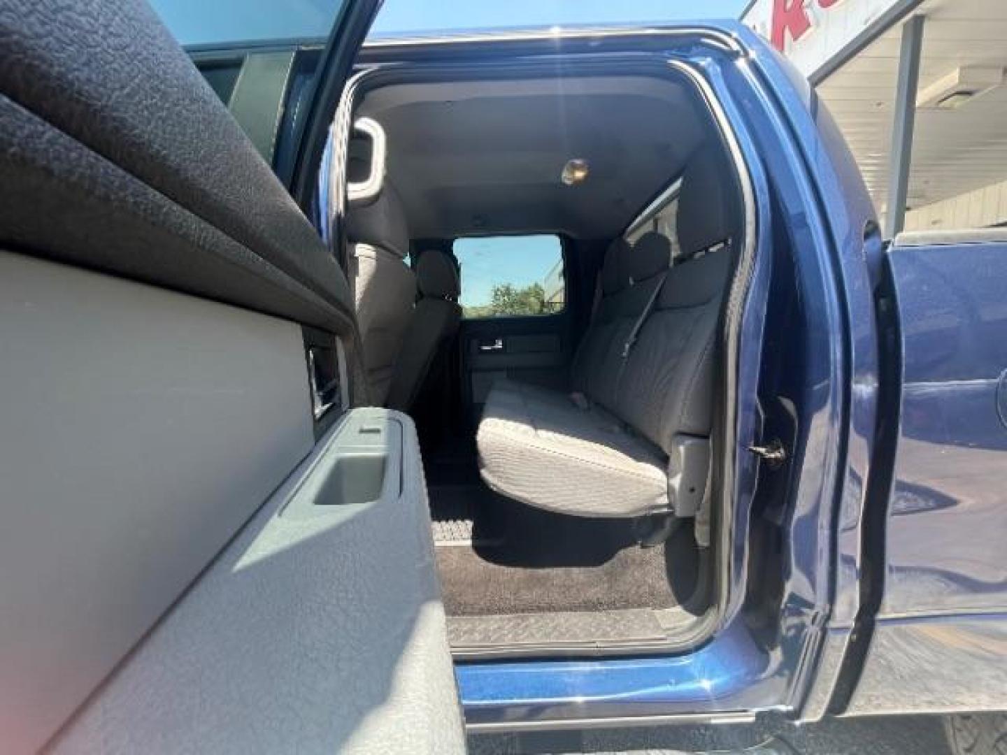 2012 Dark Blue Pearl Metallic Ford F-150 XLT SuperCrew 5.5-ft. Bed 2WD (1FTFW1CF6CF) with an 5.0L V8 engine, 6-Speed Automatic transmission, located at 12182 Garland Rd, Dallas, TX, 75218, (214) 521-2040, 0.000000, 0.000000 - Photo#10