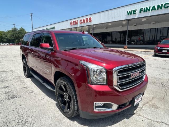 photo of 2017 GMC Yukon XL SLT