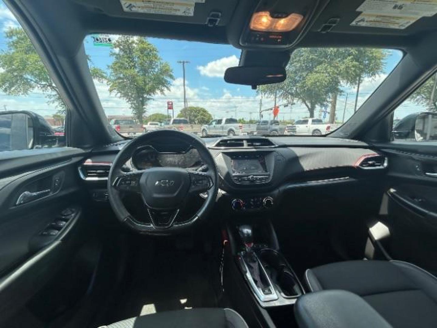 2021 Summit White Chevrolet Trailblazer FWD RS (KL79MTSL6MB) with an ECOTEC 1.3L I-3 gasoline direct injection engine, located at 12182 Garland Rd, Dallas, TX, 75218, (214) 521-2040, 0.000000, 0.000000 - Photo#12