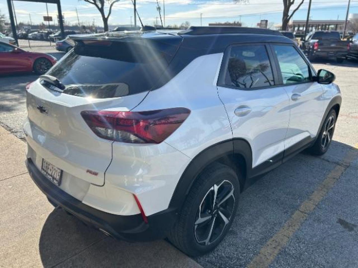 2021 Summit White Chevrolet Trailblazer FWD RS (KL79MTSL6MB) with an ECOTEC 1.3L I-3 gaso engine, Automatic transmission, located at 12182 Garland Rd, Dallas, TX, 75218, (214) 521-2040, 0.000000, 0.000000 - Photo#7