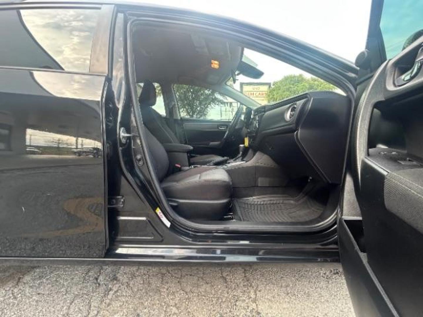 2019 Black Sand Pearl Toyota Corolla LE (5YFBURHE0KP) with an 1.8L I-4 DOHC engine, located at 12182 Garland Rd, Dallas, TX, 75218, (214) 521-2040, 0.000000, 0.000000 - Photo#9