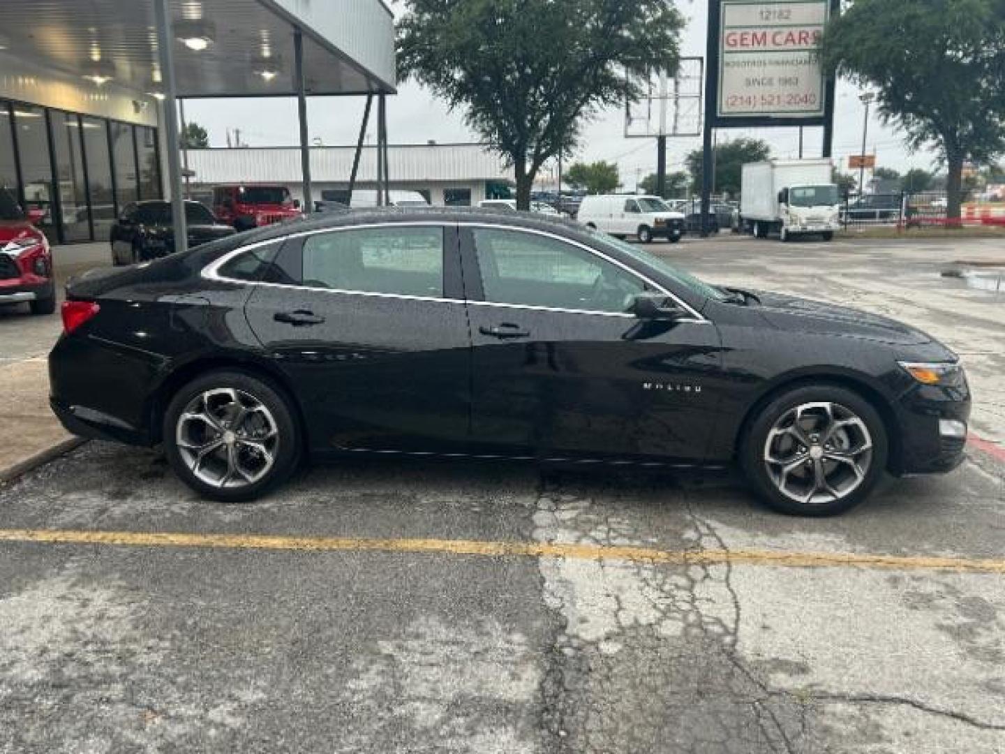 2024 Mosaic Black Metallic /Jet Black Chevrolet Malibu FWD 1LT (1G1ZD5ST7RF) with an ECOTEC 1.5L I-4 gasoline direct injection engine, located at 12182 Garland Rd, Dallas, TX, 75218, (214) 521-2040, 0.000000, 0.000000 - Photo#8