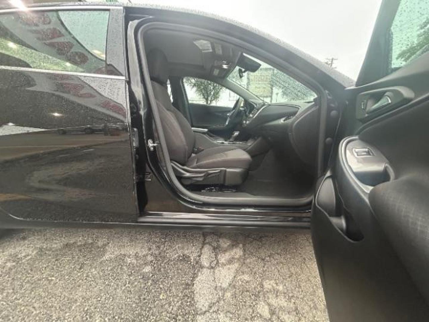 2024 Mosaic Black Metallic /Jet Black Chevrolet Malibu FWD 1LT (1G1ZD5ST7RF) with an ECOTEC 1.5L I-4 gasoline direct injection engine, located at 12182 Garland Rd, Dallas, TX, 75218, (214) 521-2040, 0.000000, 0.000000 - Photo#9