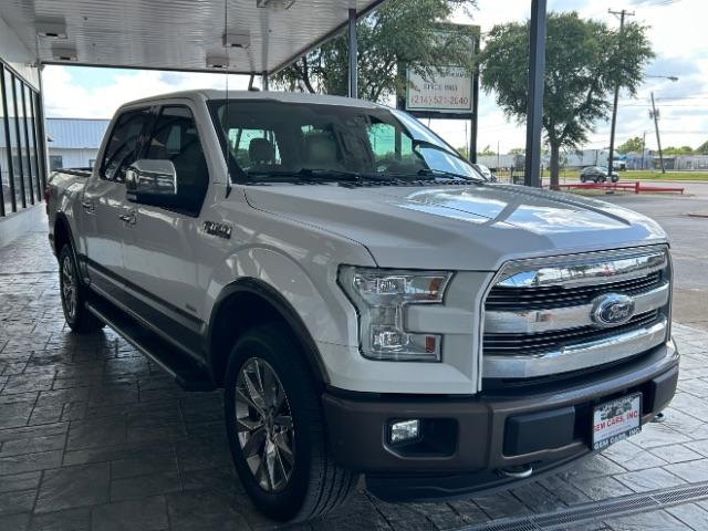 photo of 2016 Ford F-150 LARIAT